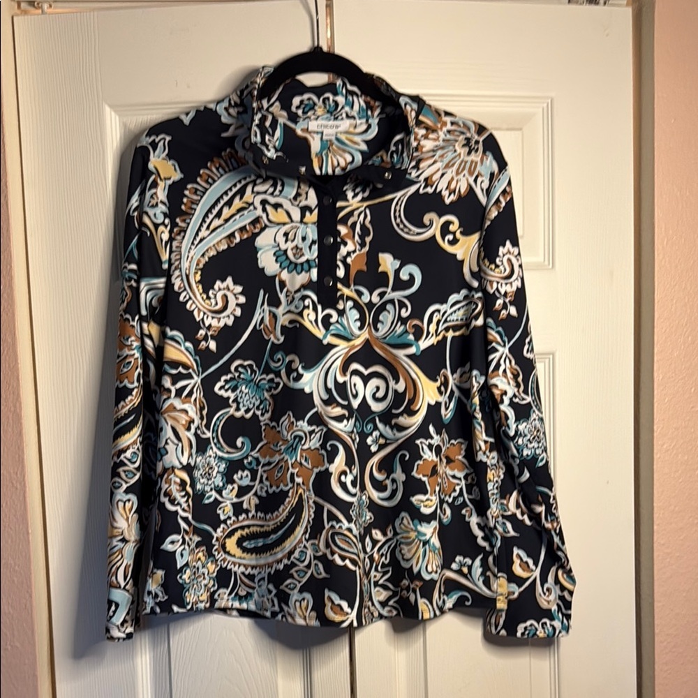 Chico's Floral Paisley Zenergy Top - Black, White, Gold, teal size 2 (large)